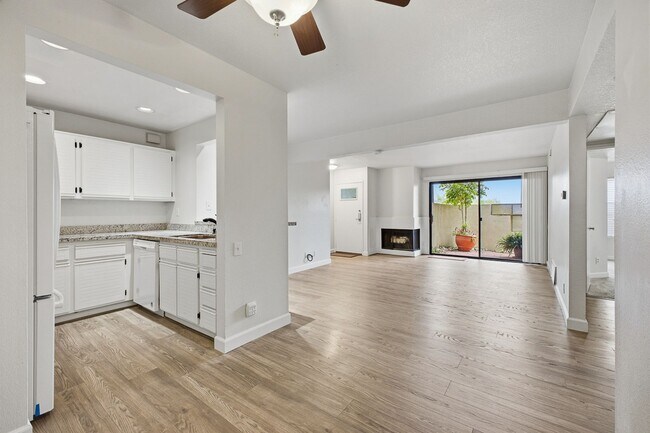 Building Photo - Modern 2 Bed / 2 Bath Condo with Private Patio in Desirable Le Parc Community – Chino Hills