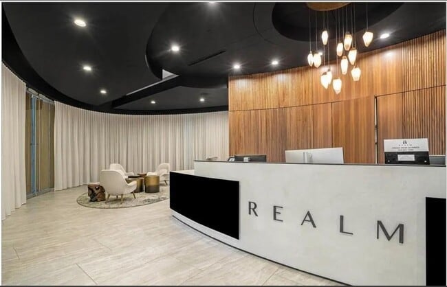 Building Photo - 3324 Peachtree Rd NE
