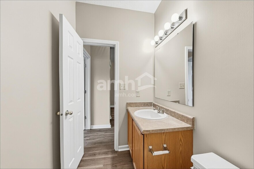 Building Photo - 2944 Limber Pine Dr