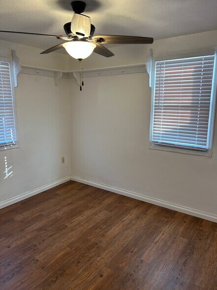 Bedroo - 3718 15th Ave