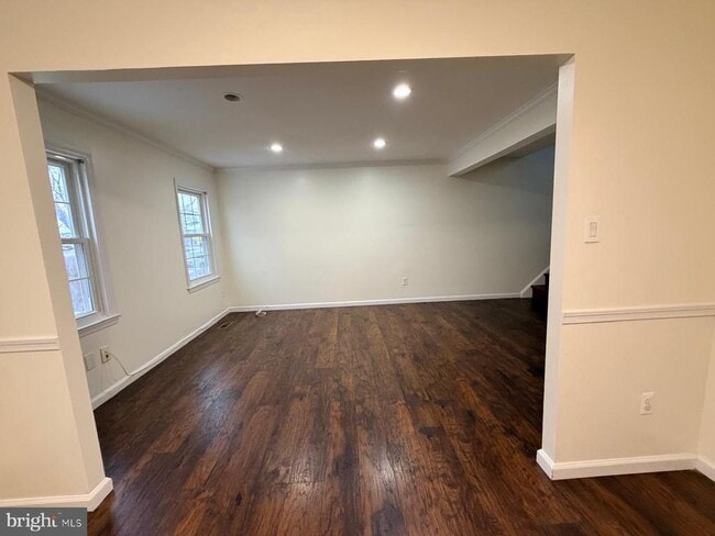 Building Photo - 9504 Covington Pl