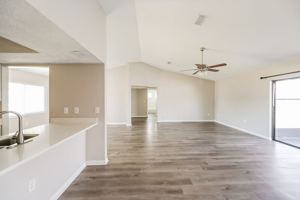 Building Photo - 7344 Ashmore Dr