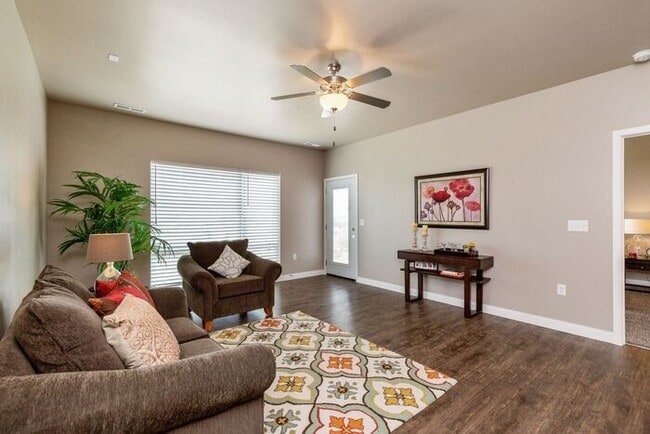 Building Photo - $1,395 | 1 Bedroom, 1 Bathroom | Pet Friendly* | Available for an August 1st, 2026 Move In!