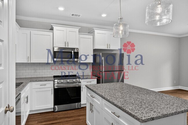 Building Photo - 53 Dorsey Dr