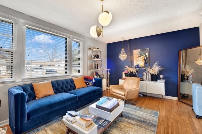 Building Photo - 3221 Cloverwood Dr