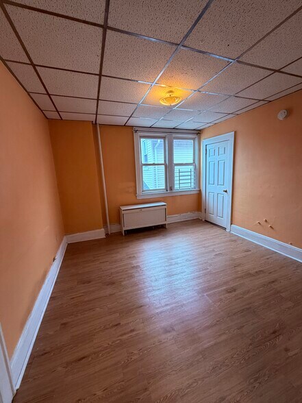 Building Photo - 1286 Liberty Ave
