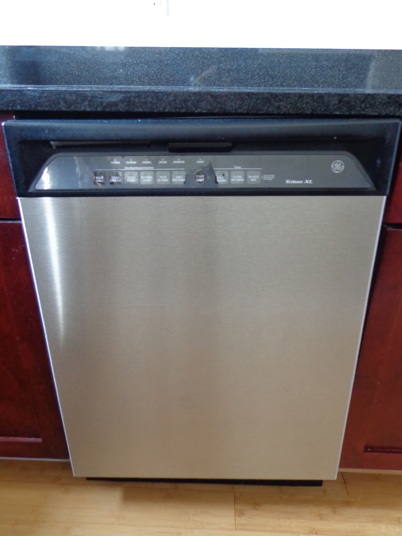 Dishwasher - 1417 Newton St NW