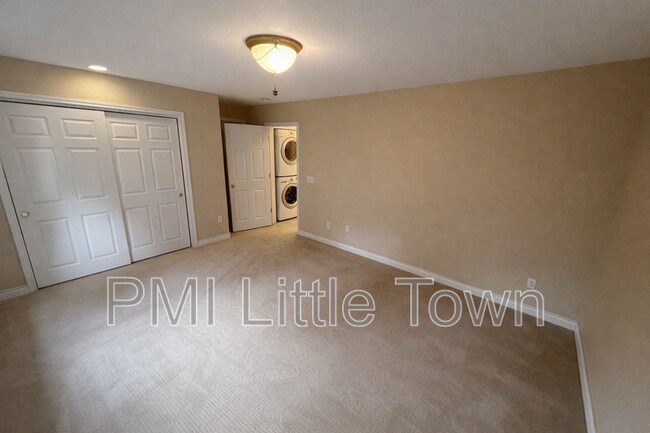 Building Photo - 8320 S Ammons St