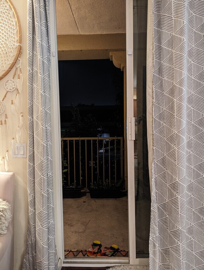 Patio - 764 Grandview Ter