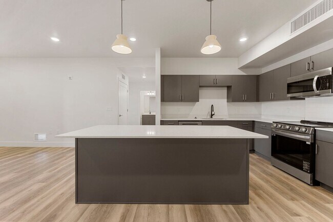 Building Photo - Brand New Modern Apartments at Ascesa