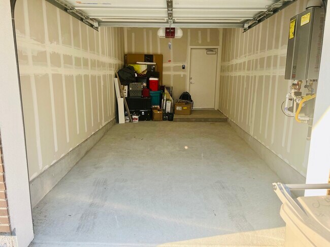 Building Photo - 2431 Cleat Ln