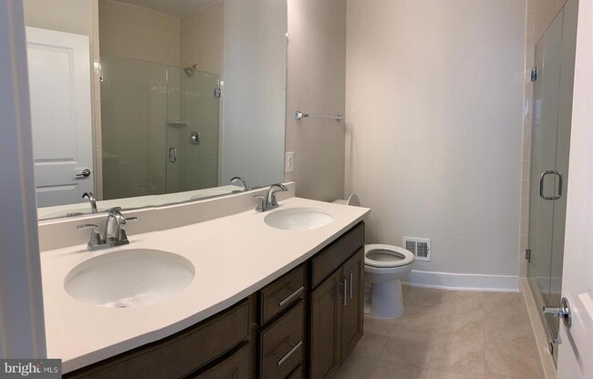 Building Photo - 565 Shorthorn Way