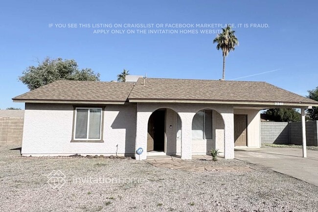 Building Photo - 2340 W Portobello Ave