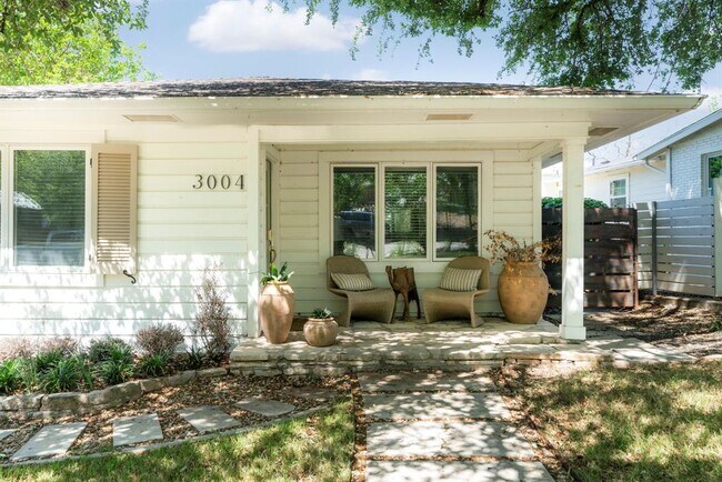 Building Photo - 3004 Oakmont Blvd