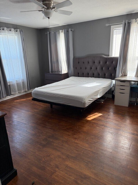 Building Photo - 3720 Avenue P 1/2 Rear