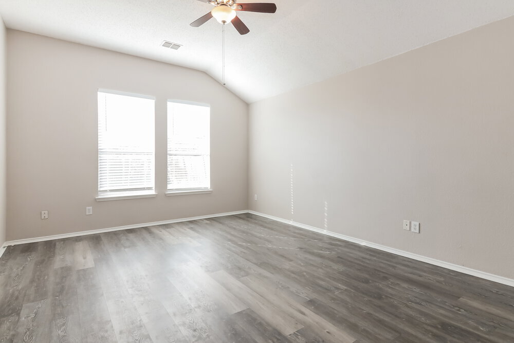 Building Photo - 2104 Aster Trail