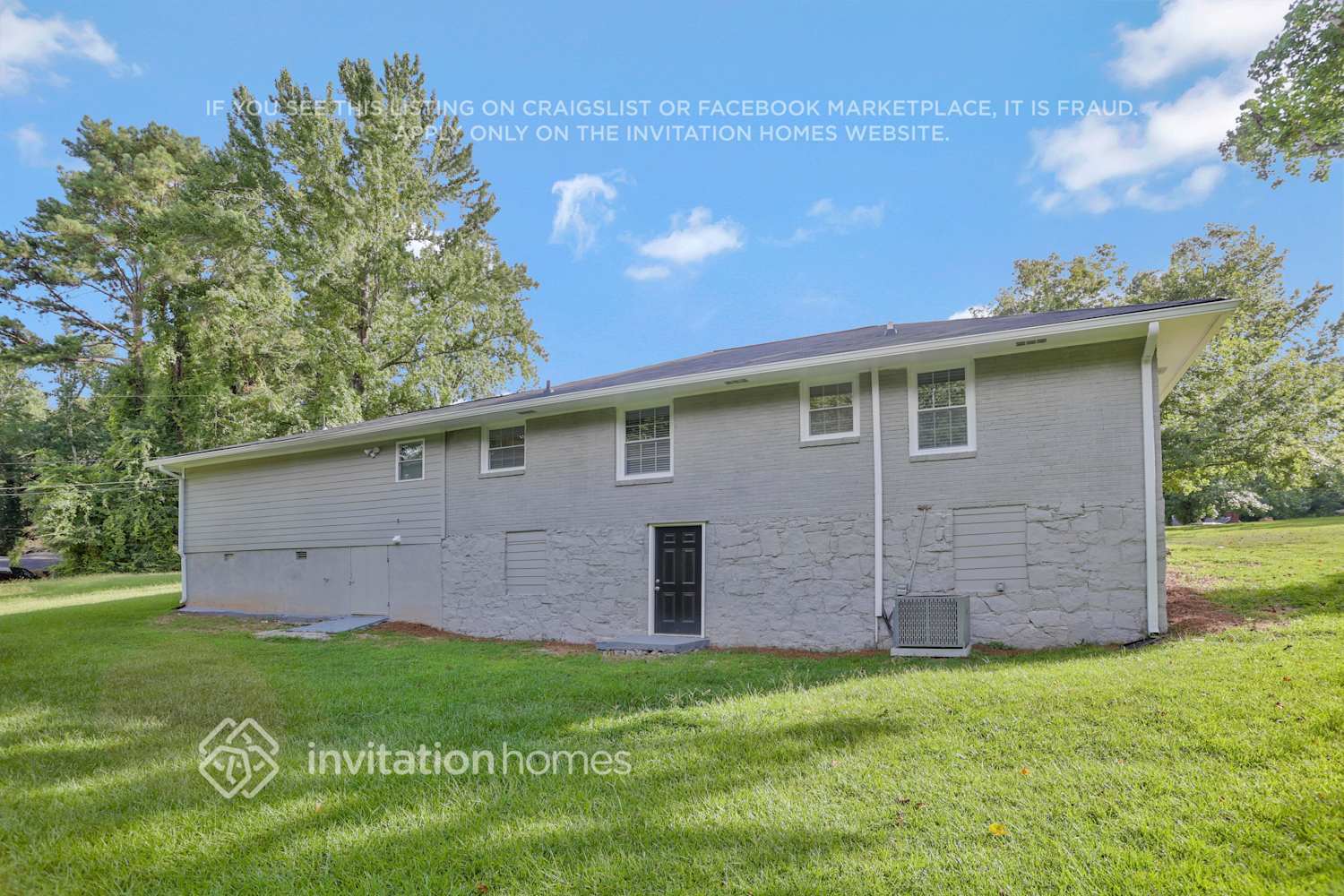 Building Photo - 2280 Pemberton Rd SW