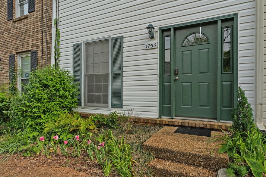 Outside Door - 1733 14th Ct S