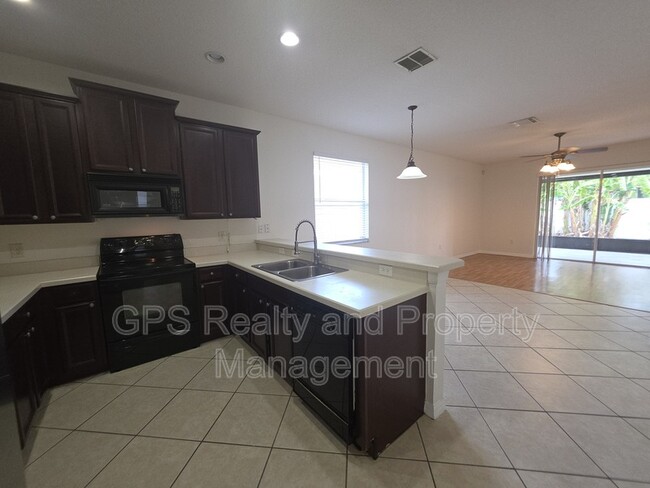 Building Photo - 117 Venetian Bay Cir
