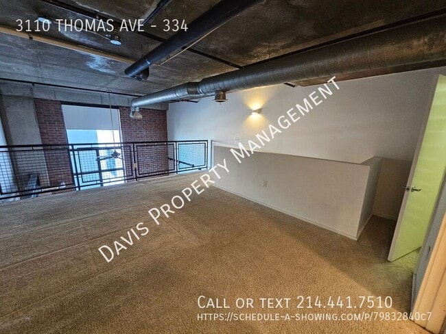 Building Photo - Loft in Uptown