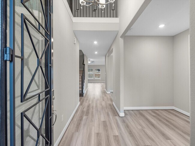 Building Photo - 17681 Rosette Grass Dr