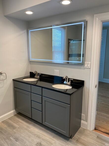 Check out the lighted mirror! - 658 N Hanover Street