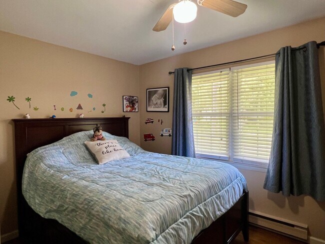 Building Photo - 369 Woodbridge Dr