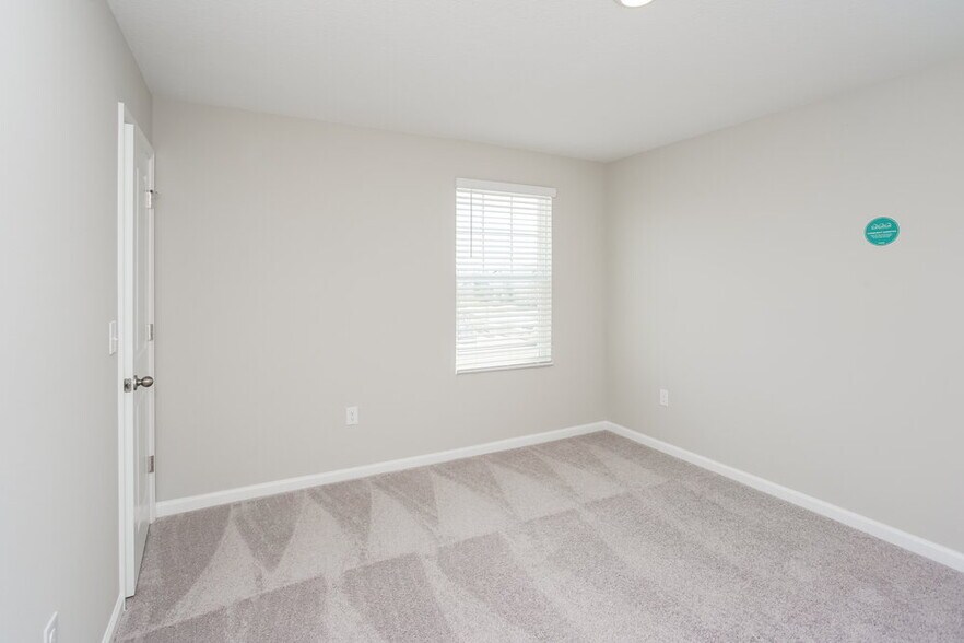 Building Photo - 912 Kelly Fern Lp