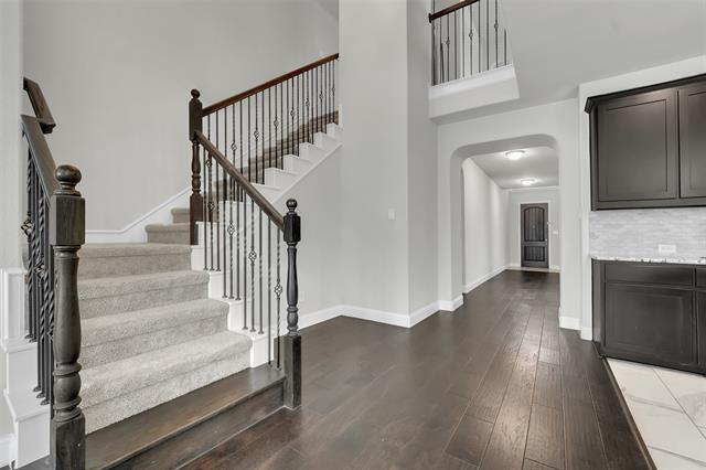 Building Photo - 810 Acadia Ct