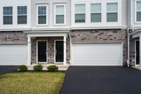 Building Photo - 1907 Swales Ct