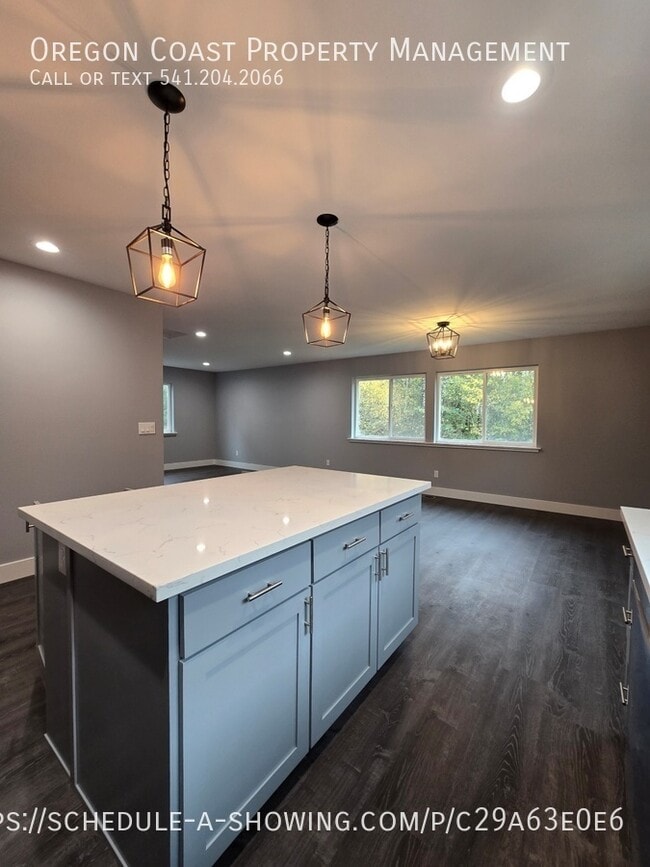 Building Photo - 4255 Sequoia Loop