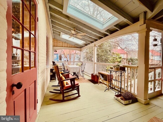 Building Photo - 30 Cornhill St