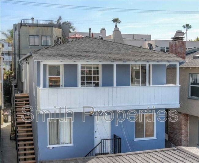 Primary Photo - 512 1/2 Manhattan Avenue