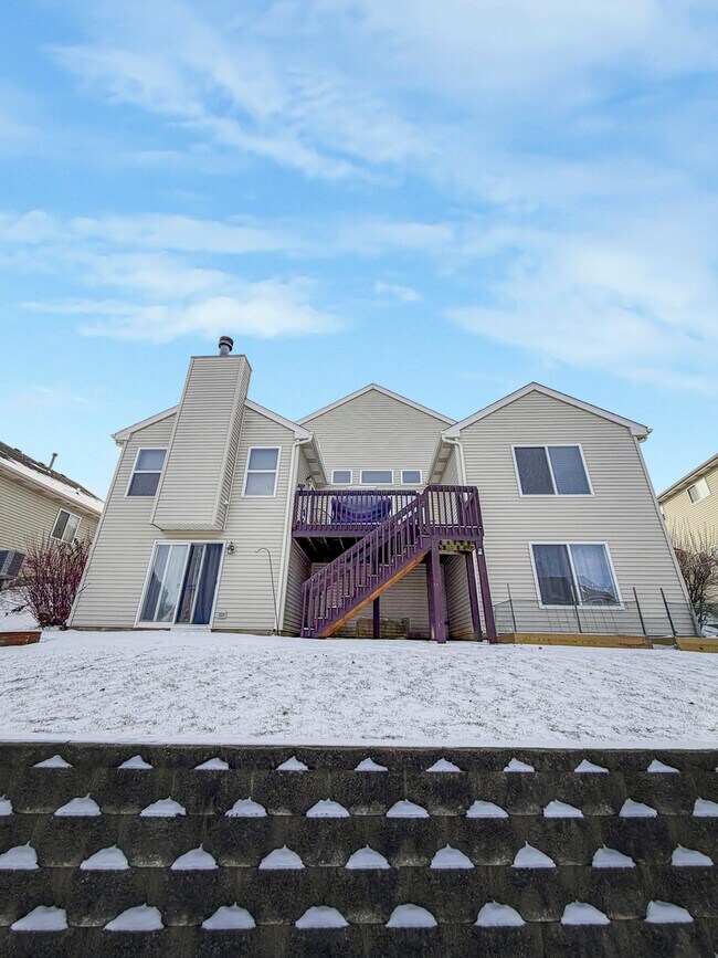 Building Photo - 1387 Prescott Dr