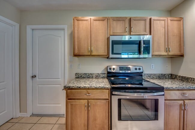 Building Photo - 6011 Joplin Ave