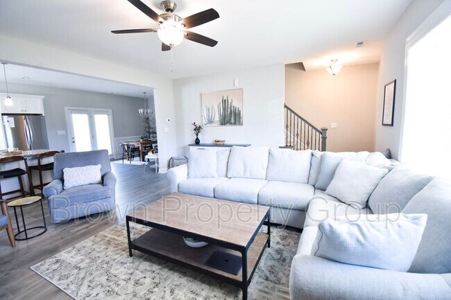 Building Photo - 517 Rempstone Ln