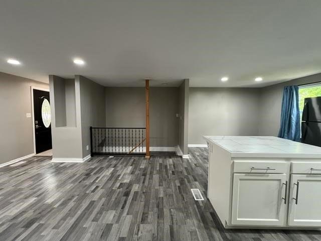 Building Photo - 781 Illini Dr