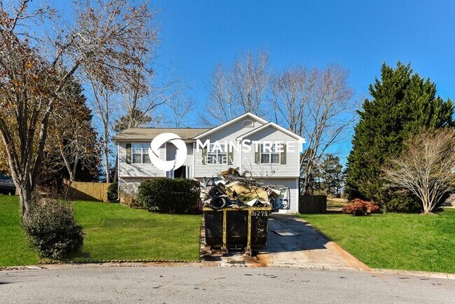 Building Photo - 3 Bedroom Pet-Friendly Home in Flowery Branch, GA with Main Street Renewal