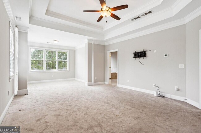 Building Photo - 4402 Income Cir