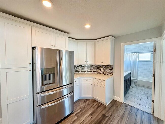 Building Photo - 1201 86th Ave N