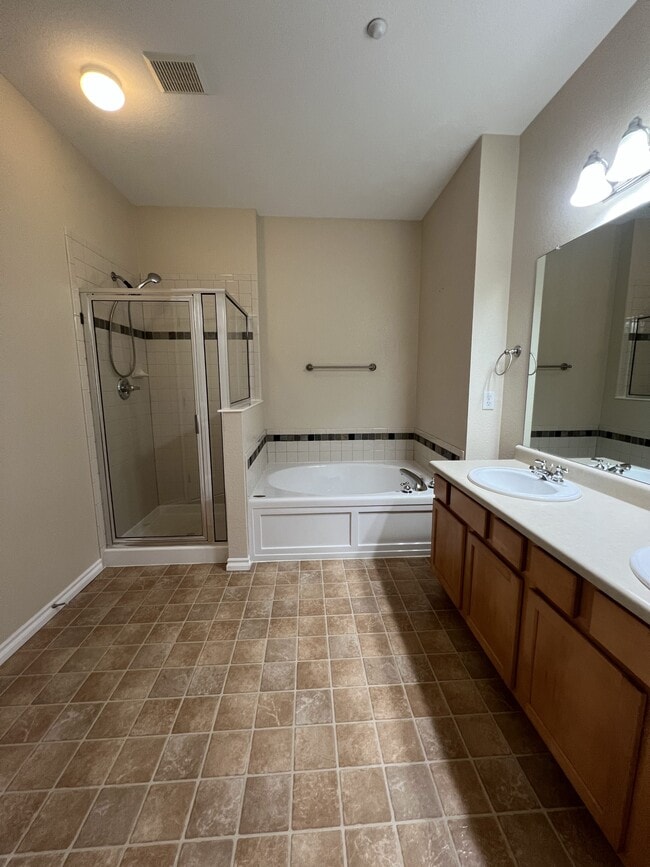 Building Photo - 3450 Molly Ln