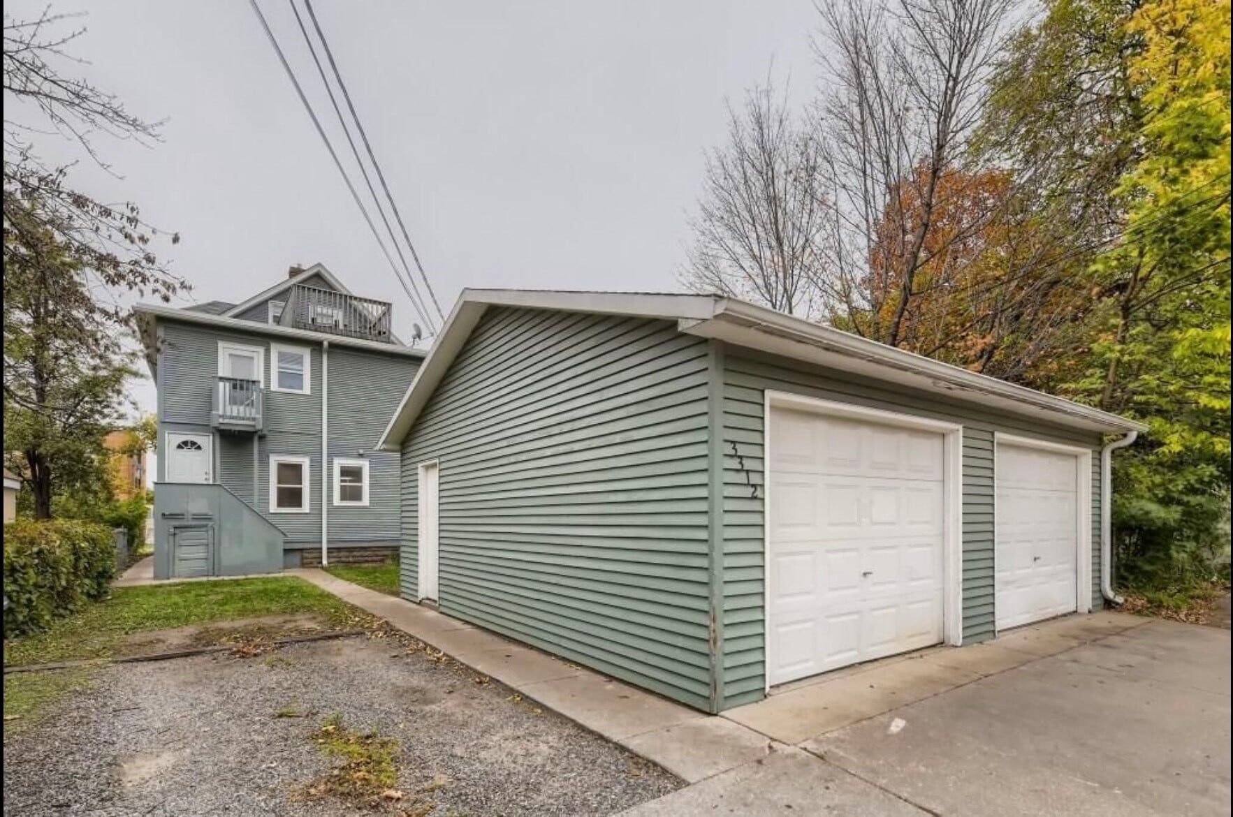 Includes one garage space - 3312 Hennepin Ave