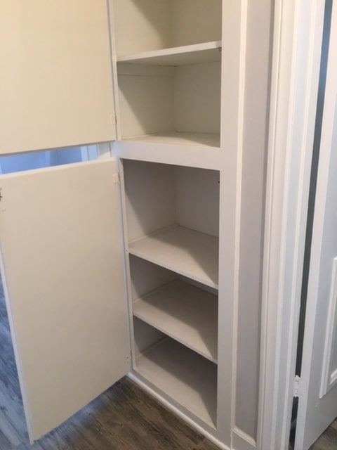 Linen Closet - 1625 Armacost Ave