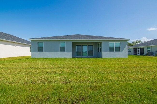Building Photo - 5684 Hampton Park Cir