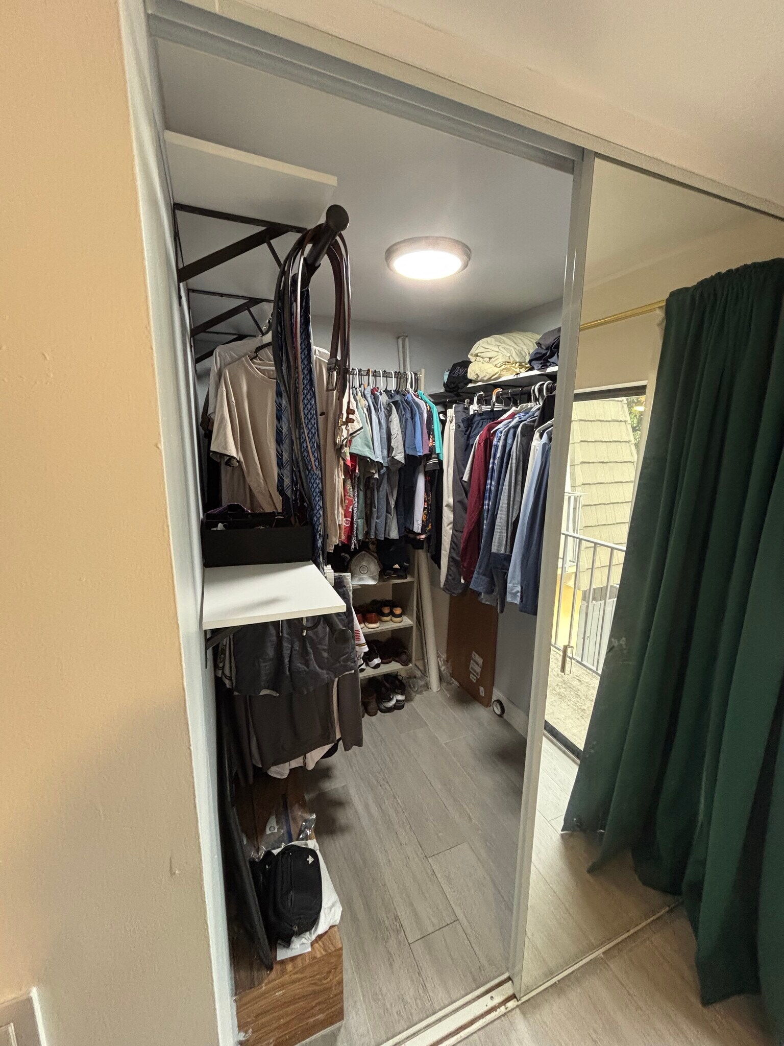 Building Photo - 1017 10th Way