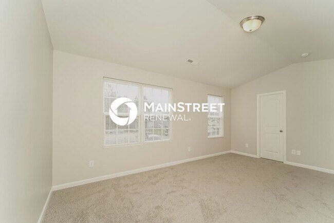 Building Photo - 3 Bedroom Pet-Friendly Home in CONCORD, NC with Main Street Renewal
