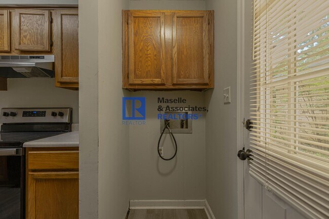 Building Photo - 3 Bed/2 Bath Home in Brandon