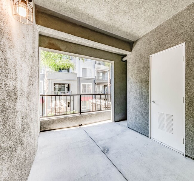 Building Photo - Resort-Style Condo in Anaheim