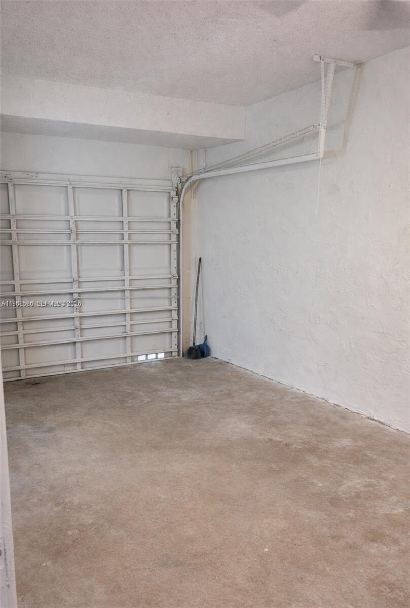 Building Photo - 8742 SW 158th Pl