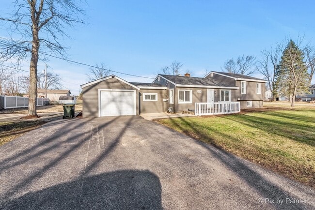 Building Photo - 1019 Maple St